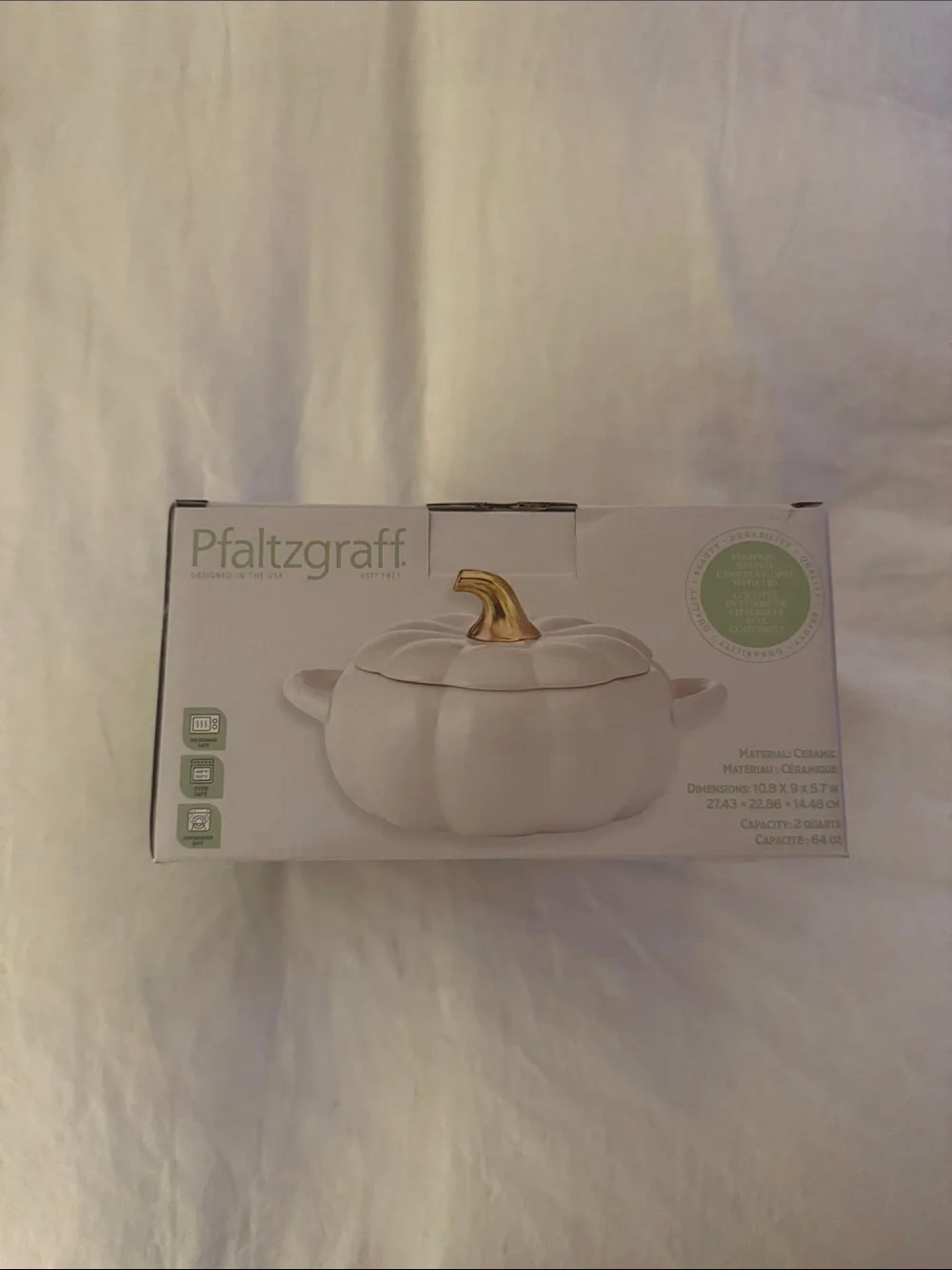Pfaltzgraff White Pumpkin Casserole with Gold Stem Accent